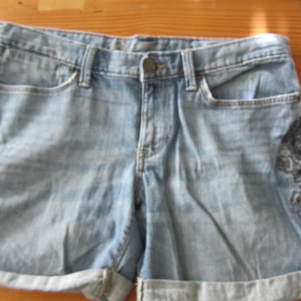 Eddie Bauer Boyfriend style Denim Shorts size 8